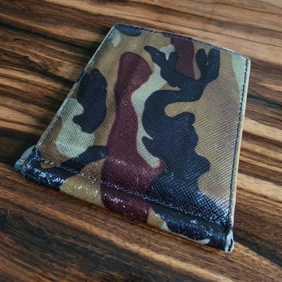 Prada Saffiano Camo Money Clip Card Holder Wallet - Picture 5 of 16